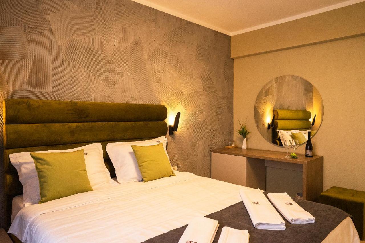 Bed and Breakfast Lotus Exclusive Năvodari Esterno foto